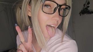 AnnaRayneXO's Feet Show