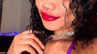 Cardibabe21's Feet Show