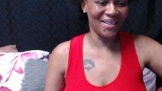 HornybitchX85's Feet Show