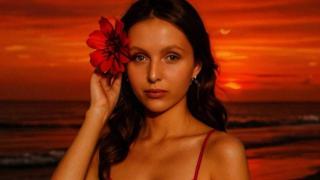 AfraGills's Feet Show