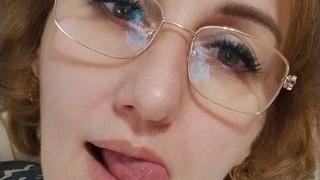 Supertitss's Feet Show