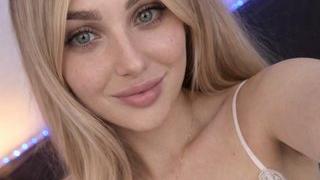 MelisaX19's Feet Show