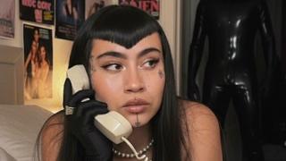 JessYves's Feet Show