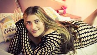 ABRILMILLER_VC's Feet Show