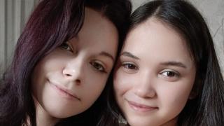 PansyAndCarmel's Feet Show