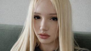 AriaBlanc's Feet Show