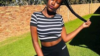 FreakyMelanin18's Feet Show