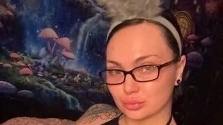 KikkaKink's Feet Show