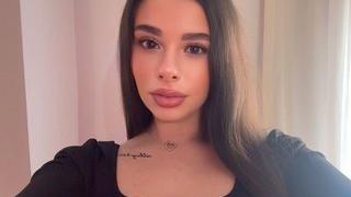 VIVIENNEh's Feet Show