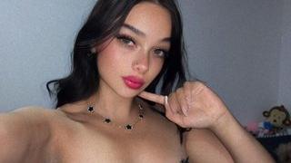 Valeentina's Feet Show