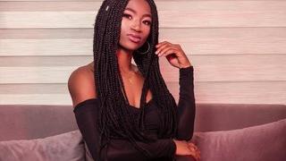 VioletBlom's Feet Show