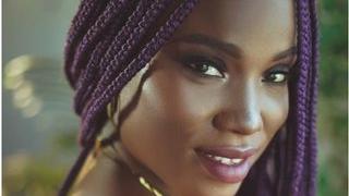 curvy_nahomy's Feet Show