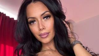 nadia_nadeen's Feet Show