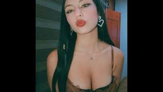 Isabella_Saenz's Feet Show