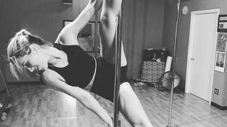 AmyPose's Feet Show